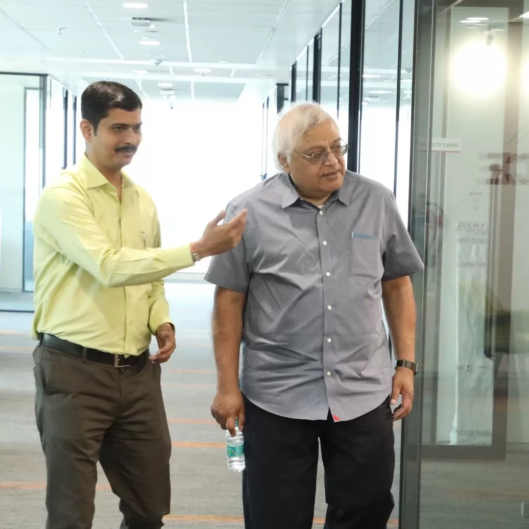 Dr. Murali Mantrala