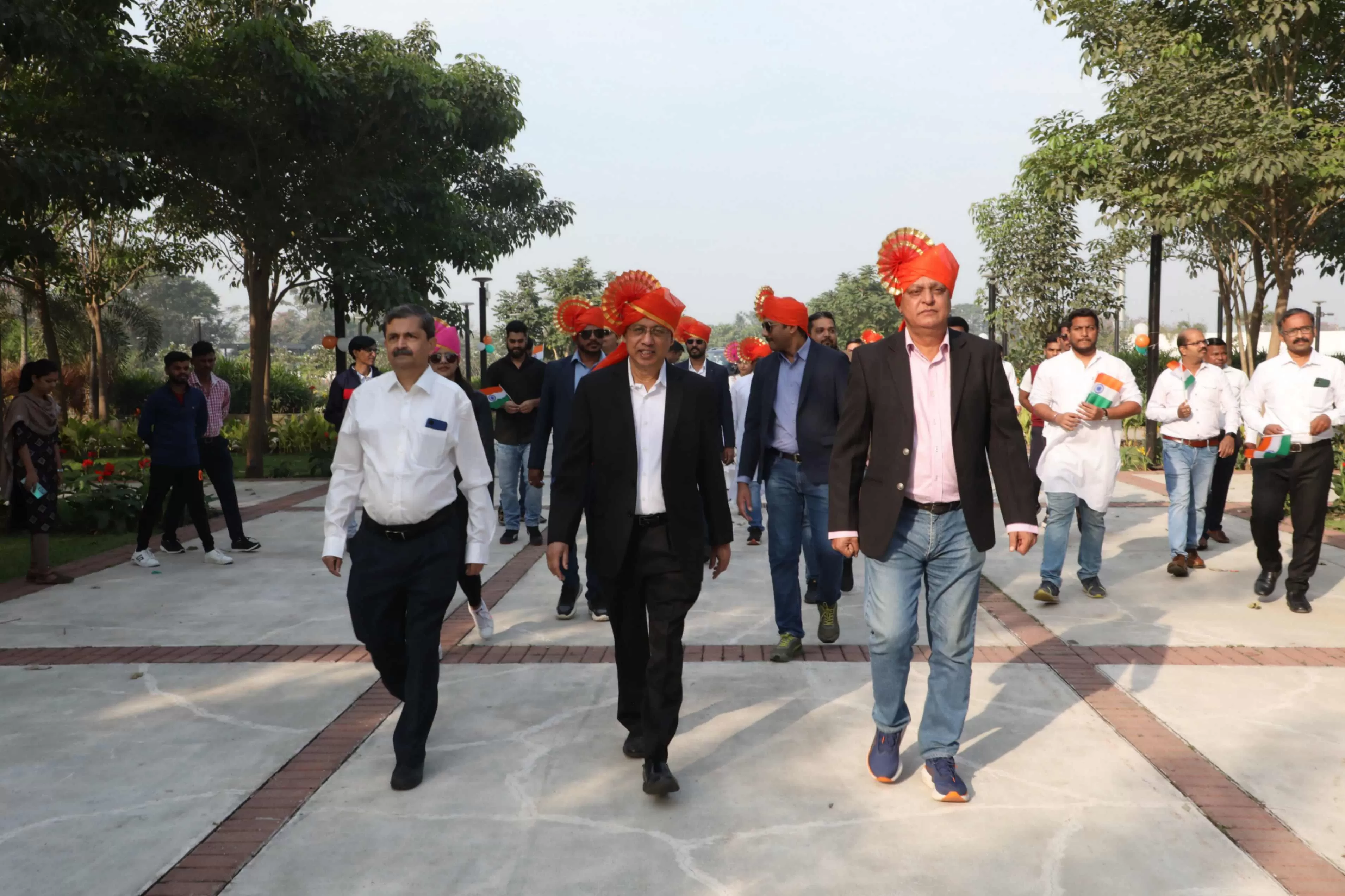 Dr G Ravichandran, Dr Nilay Yagnik and Cpt. Dubey marching