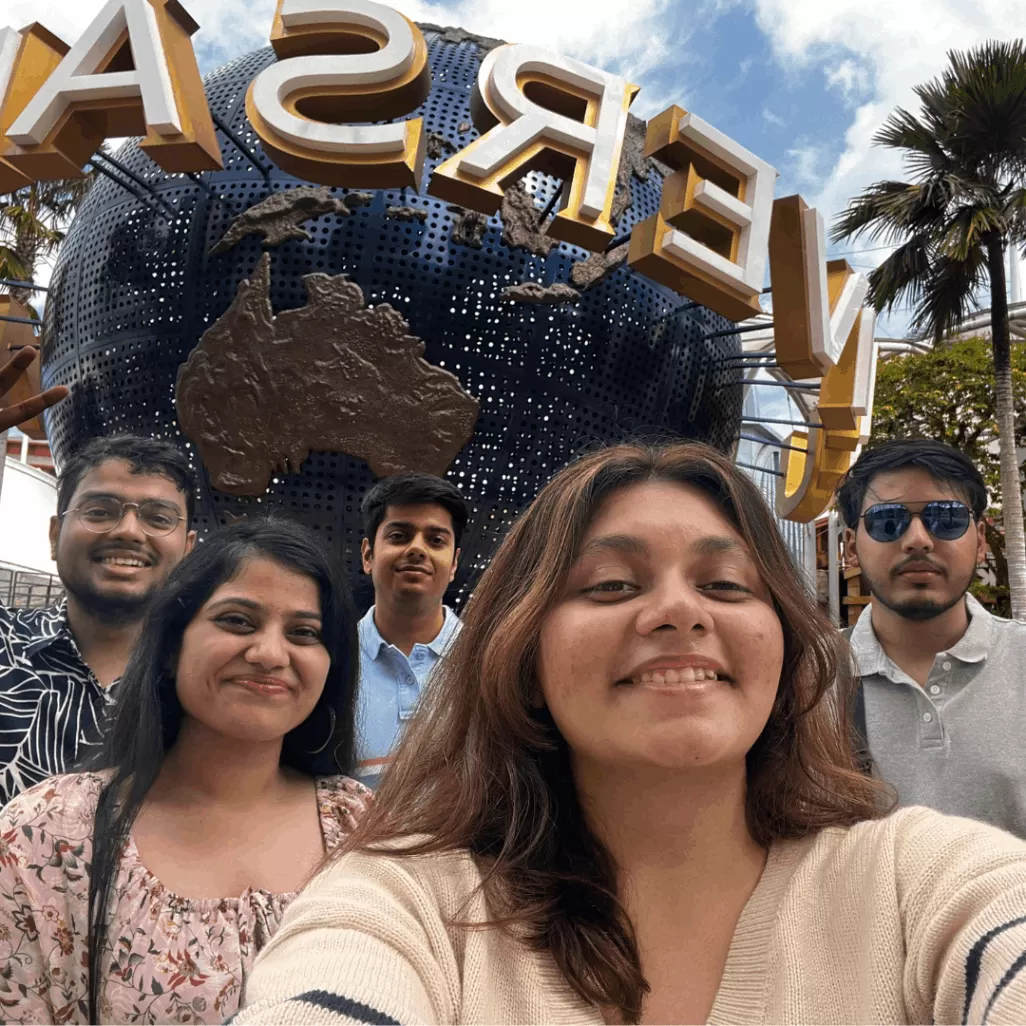 Students group at Universal Studios Main Image